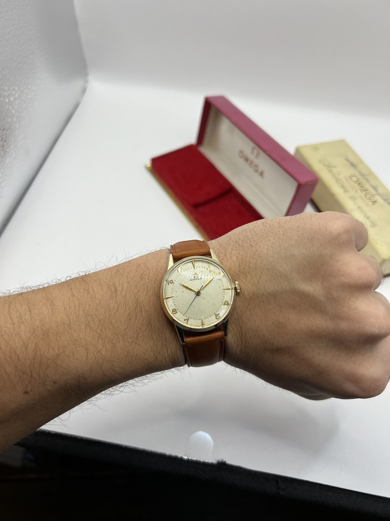 Omega Calatrava remontage manuel 