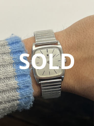 Universal Genève Tank